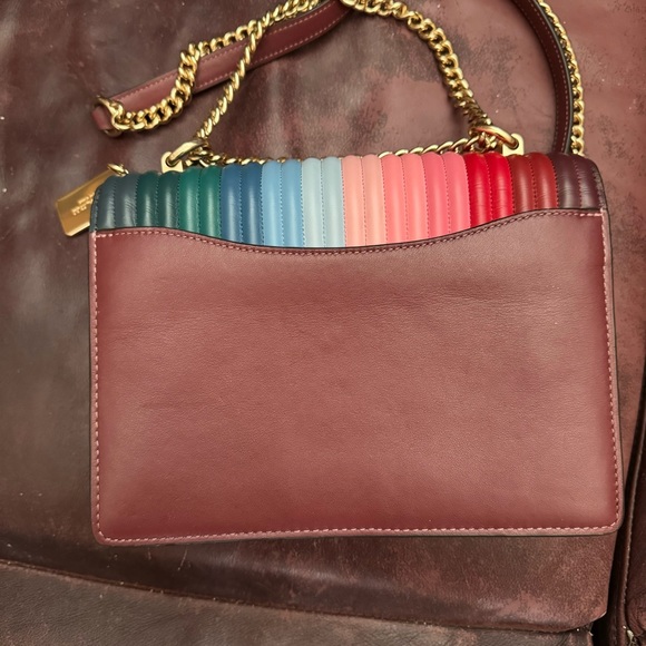 Coach Klare Crossbody With Rainbow Linear Quilting - Picture 9 of 14